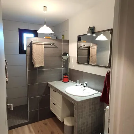 Gite Roches Rousses Appartement *